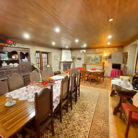 Casa Do Outeirinho- Penedo