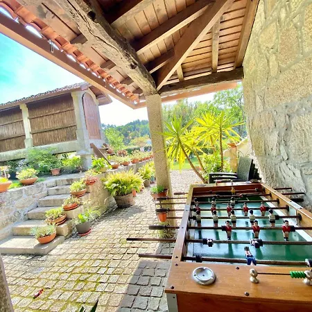 Landhuis Casa Do Outeirinho- Penedo (Viana do Castelo)