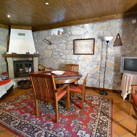 Casa Do Outeirinho- Penedo (Viana do Castelo)